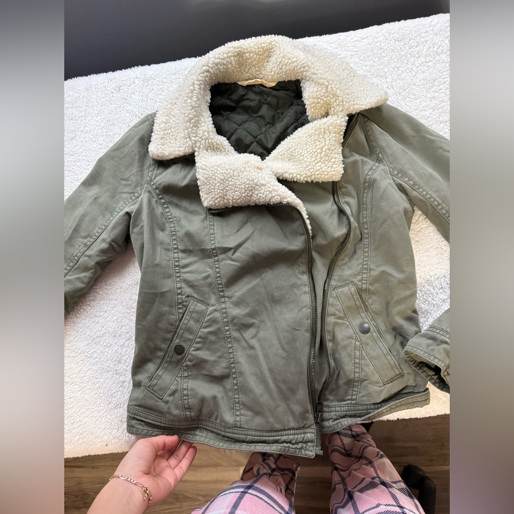 Hollister size S Olive Green Sherpa-Lined Women's Jacket